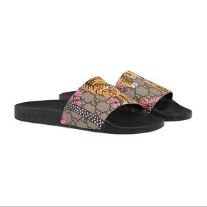 GUCCI FLORAL BENGAL TIGER SLIDES